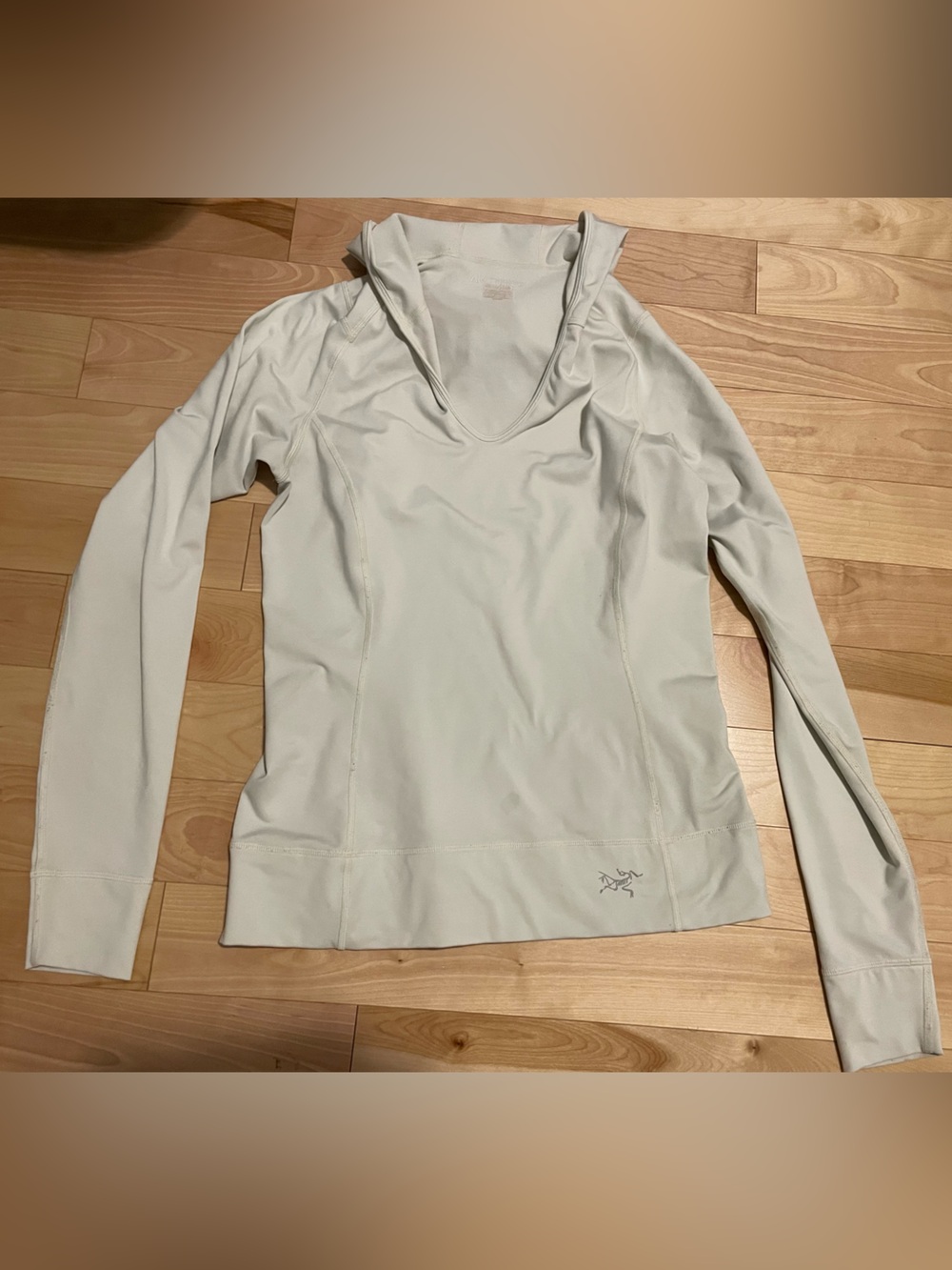 Arc’teryx Cream Women's Pullover Hoodie Jacket